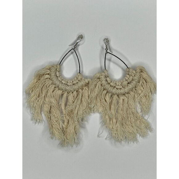 Boho Chic Cream Macrame Fringe Earrings - Statement Handmade Jewelry - Picture 1 of 1